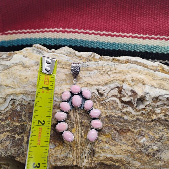 Southwest Pink Conch Shell Sterling Silver Naja Horseshoe Pendant Statement - Picture 3 of 6